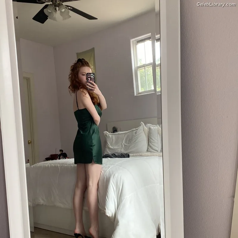 Francesca Capaldi photo 8 of 837