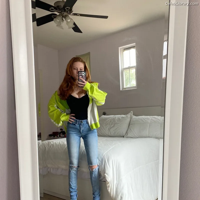 Francesca Capaldi photo 12 of 837