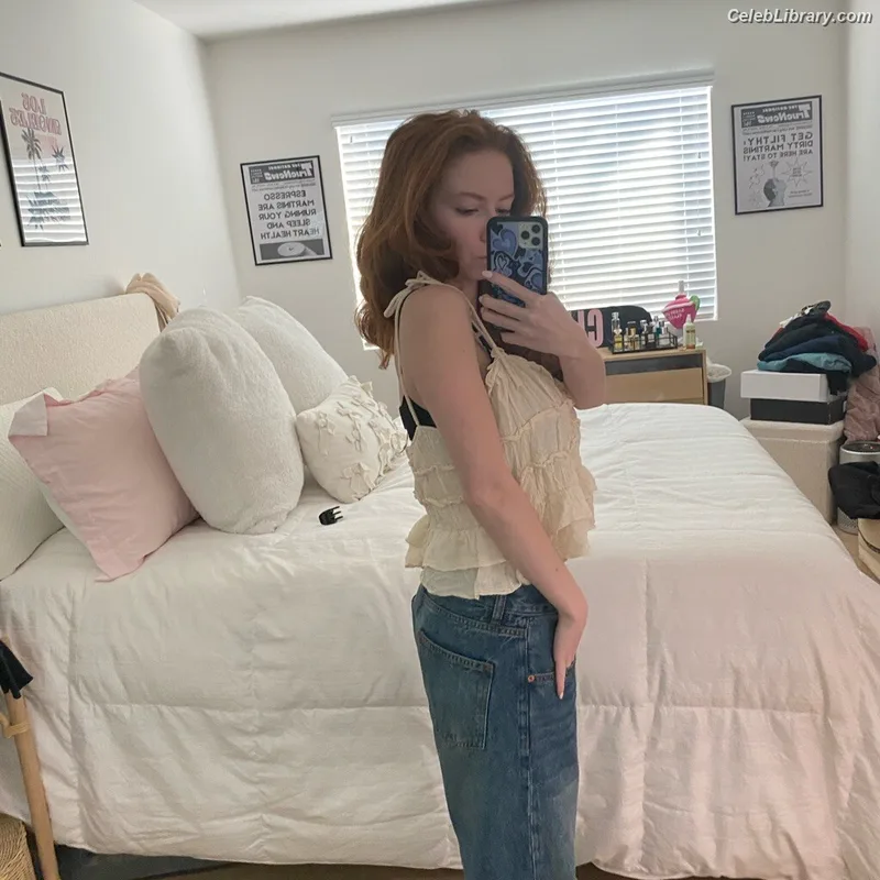 Francesca Capaldi photo 8 of 837