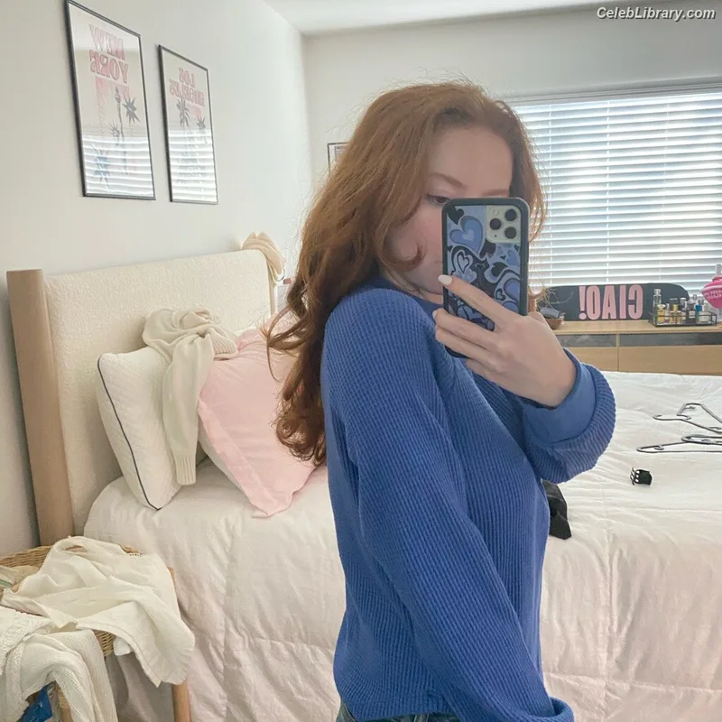 Francesca Capaldi photo 13 of 837