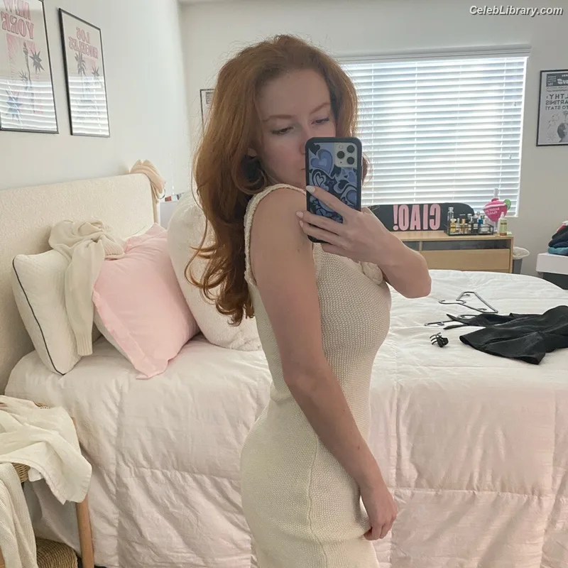 Francesca Capaldi photo 16 of 837