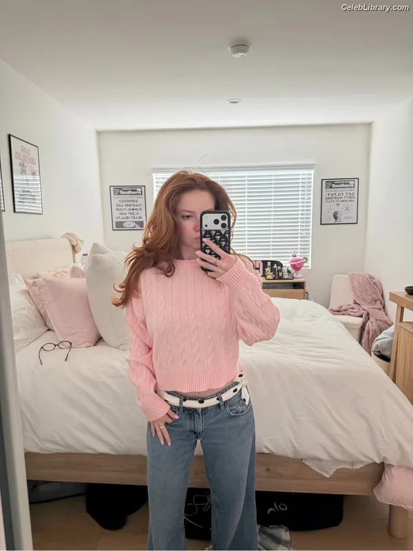 Francesca Capaldi photo 23 of 837