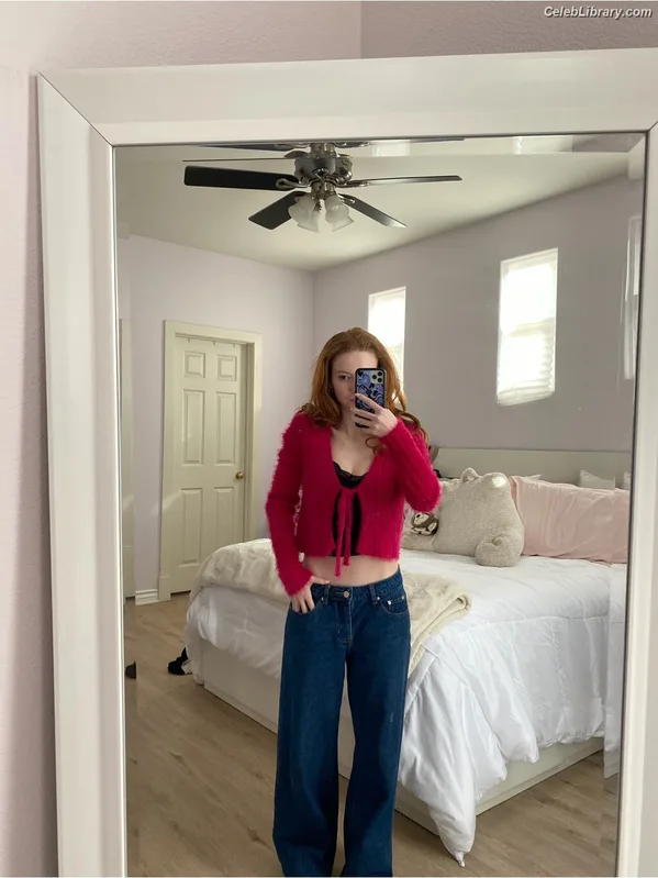 Francesca Capaldi photo 13 of 837