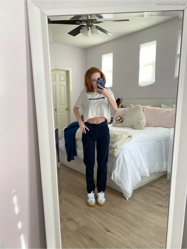 Francesca Capaldi photo 16 of 837
