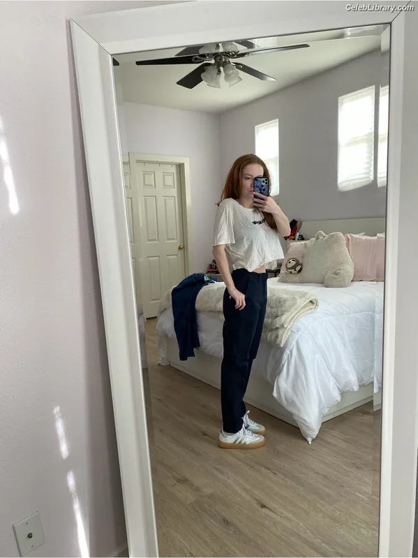 Francesca Capaldi photo 18 of 837