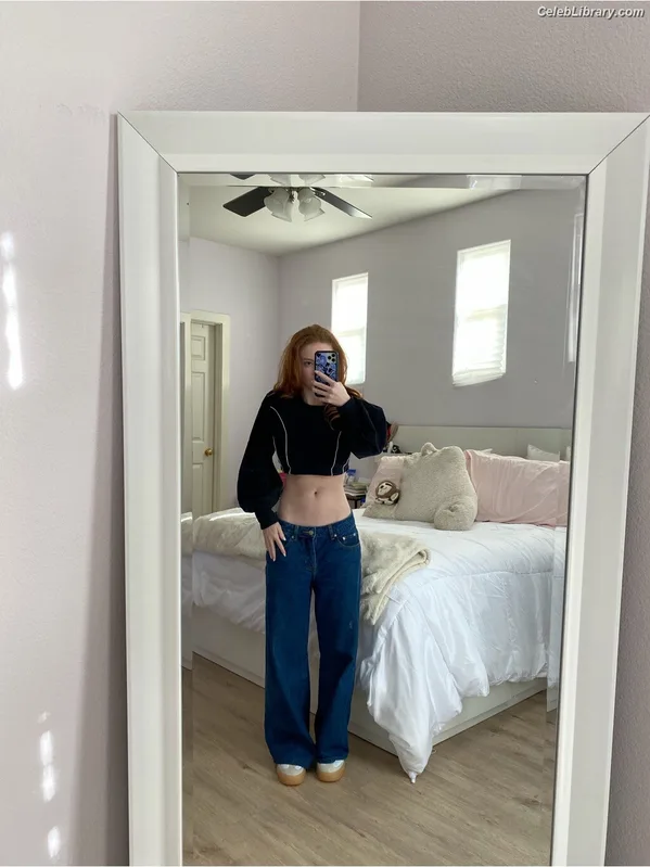 Francesca Capaldi photo 21 of 837