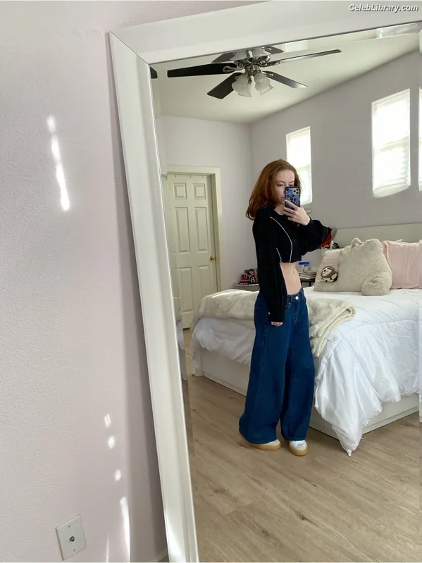 Francesca Capaldi photo 23 of 837
