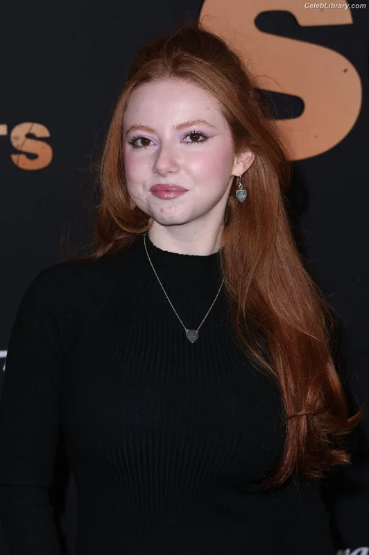 Francesca Capaldi photo 1 of 837