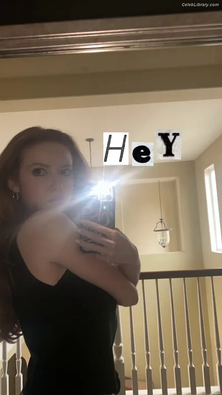 Francesca Capaldi photo 14 of 837