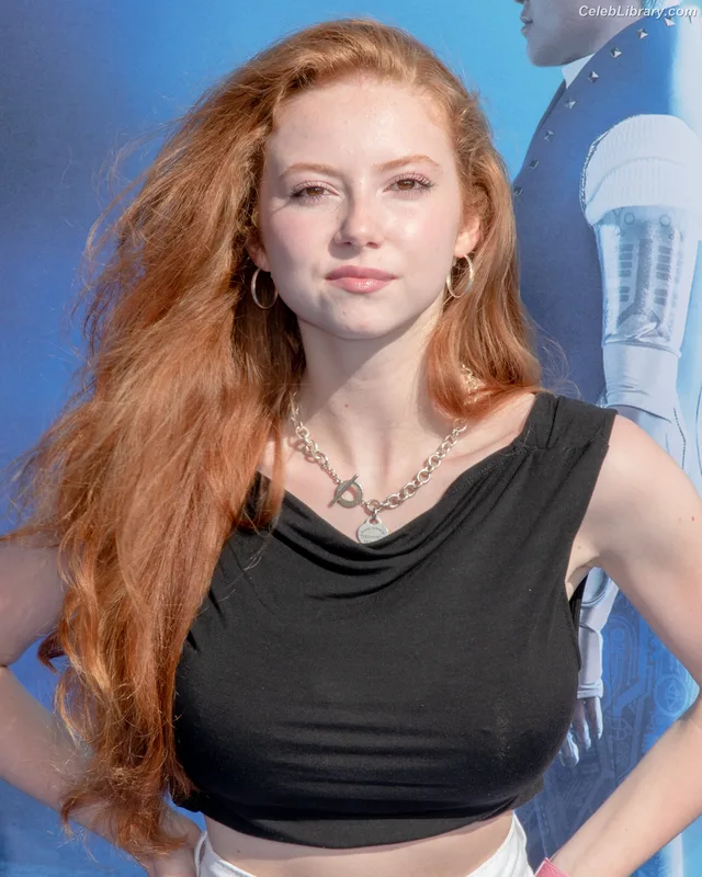 Francesca Capaldi photo 5 of 837