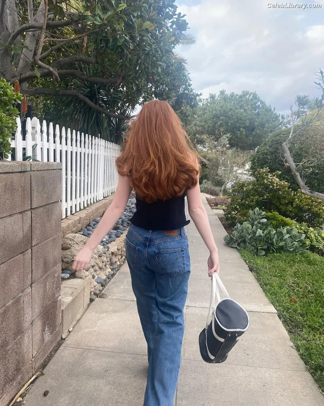 Francesca Capaldi photo 22 of 837