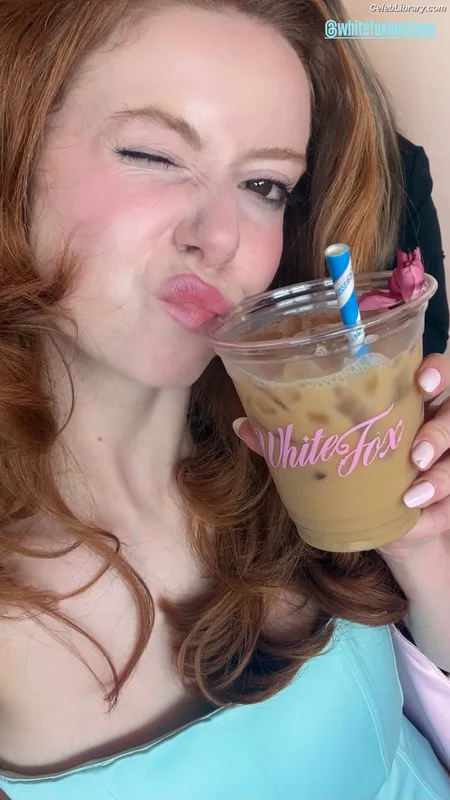 Francesca Capaldi photo 1 of 837