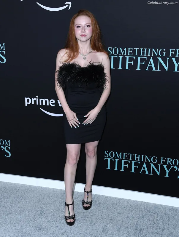 Francesca Capaldi photo 7 of 837