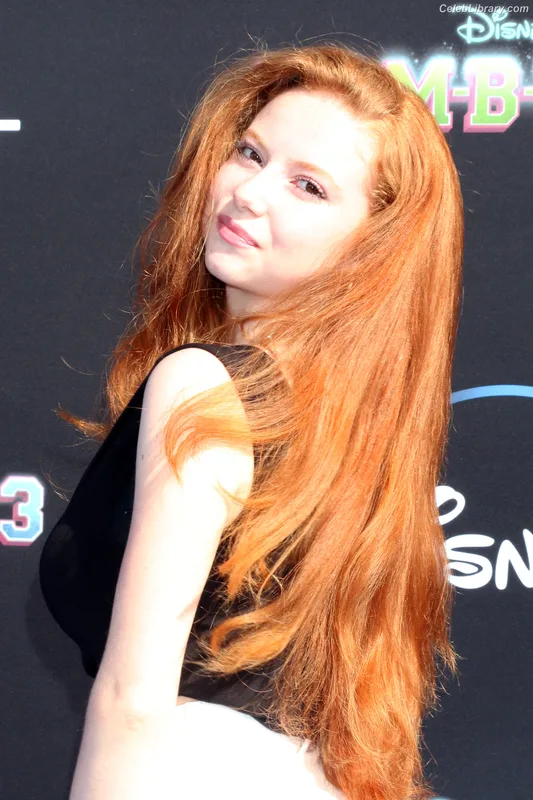 Francesca Capaldi photo 20 of 837
