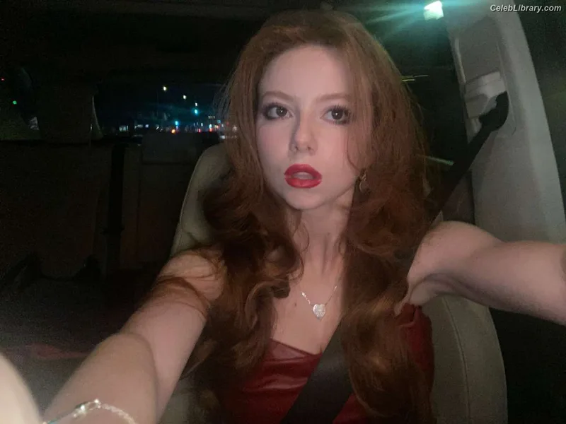 Francesca Capaldi photo 24 of 837