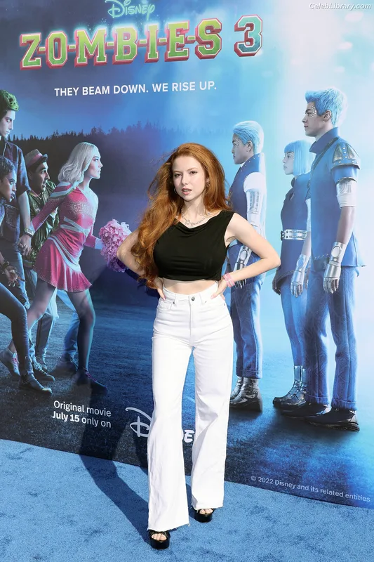 Francesca Capaldi photo 20 of 837
