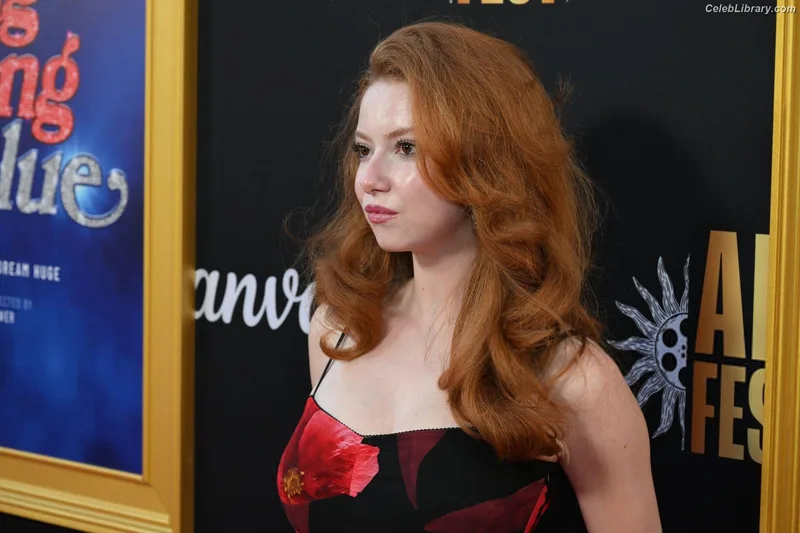 Francesca Capaldi photo 7 of 837