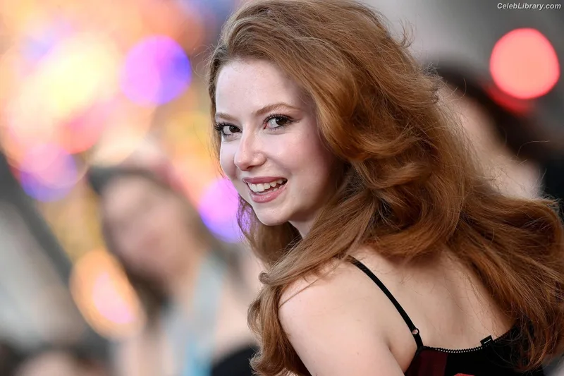 Francesca Capaldi photo 11 of 837