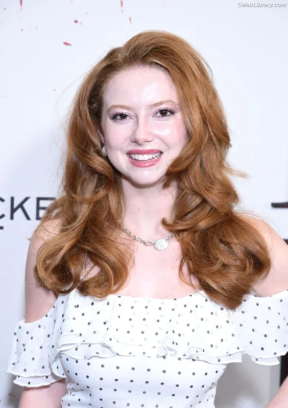 Francesca Capaldi photo 12 of 837