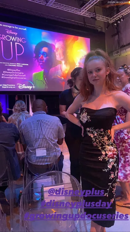 Francesca Capaldi photo 17 of 837