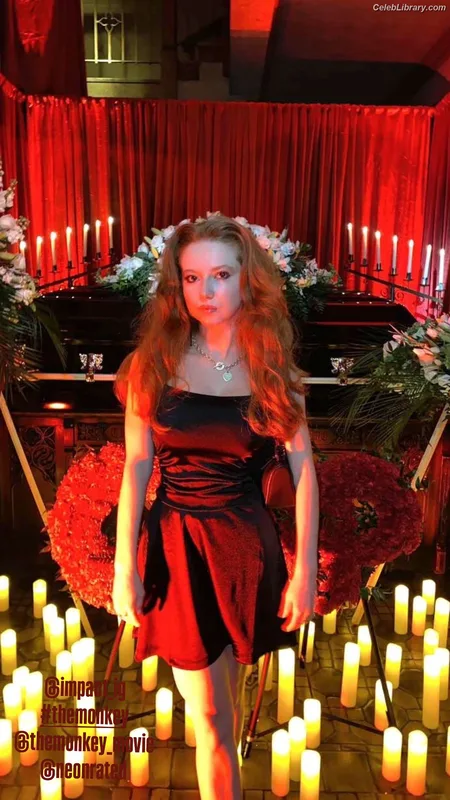 Francesca Capaldi photo 18 of 837