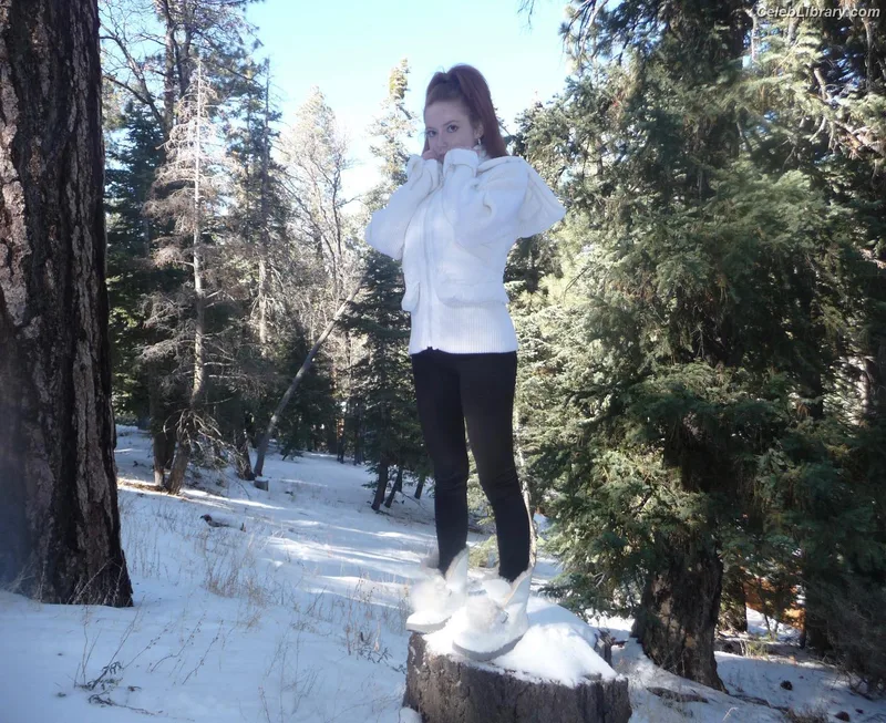 Francesca Capaldi photo 17 of 837