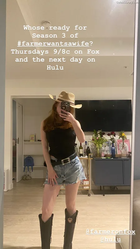 Francesca Capaldi photo 1 of 837