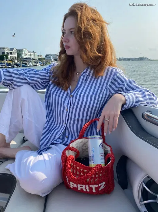 Francesca Capaldi photo 8 of 837