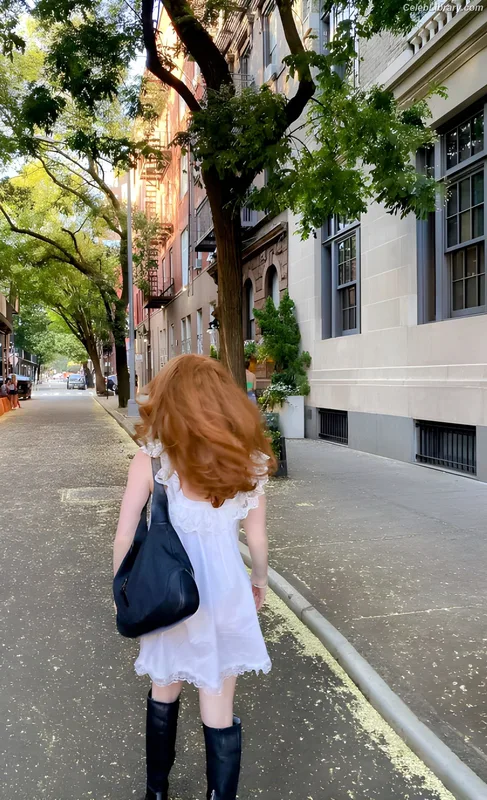 Francesca Capaldi photo 21 of 837