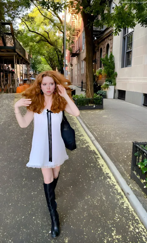 Francesca Capaldi photo 22 of 837