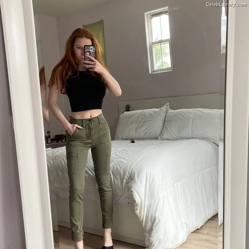 Francesca Capaldi photo 10 of 837