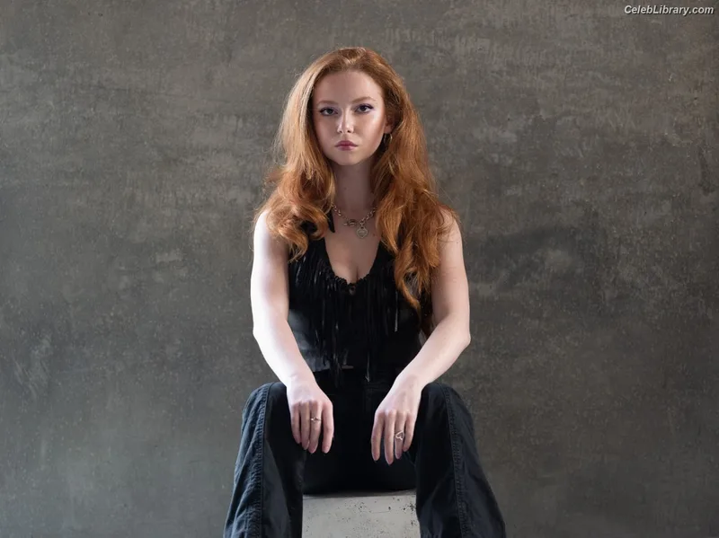 Francesca Capaldi photo 24 of 837