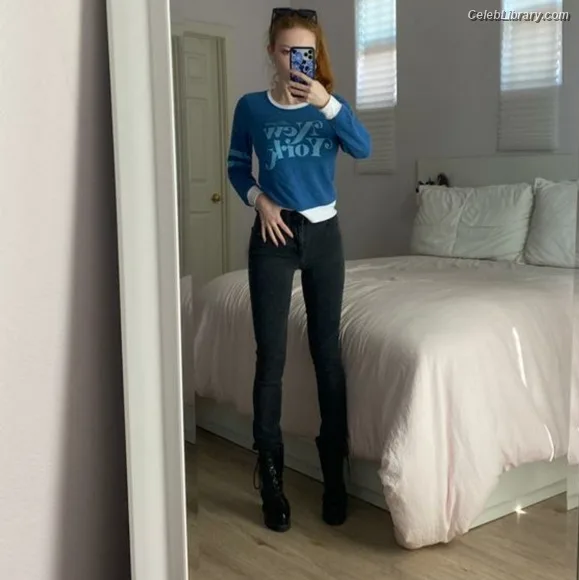 Francesca Capaldi photo 5 of 837