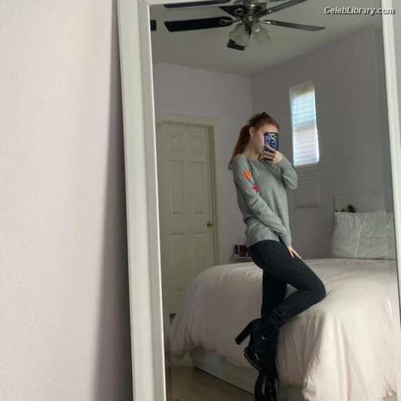 Francesca Capaldi photo 8 of 837