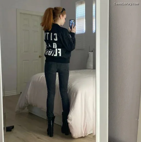 Francesca Capaldi photo 16 of 837