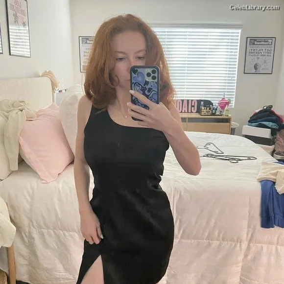 Francesca Capaldi photo 13 of 837