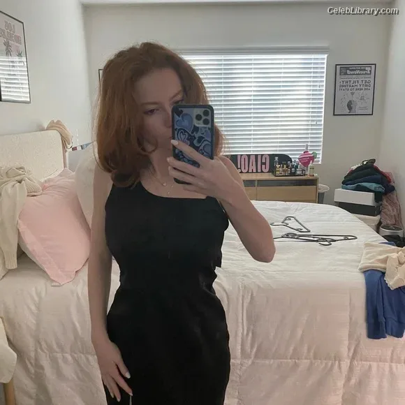 Francesca Capaldi photo 14 of 837