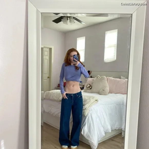 Francesca Capaldi photo 21 of 837