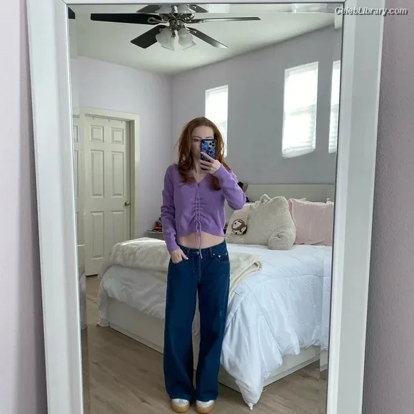 Francesca Capaldi photo 6 of 837
