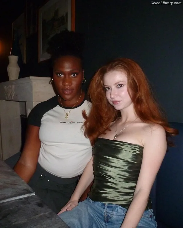 Francesca Capaldi photo 13 of 837