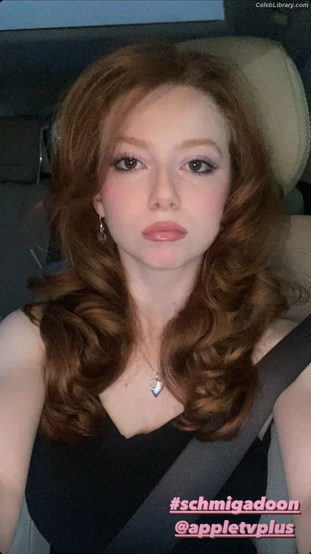 Francesca Capaldi photo 13 of 837