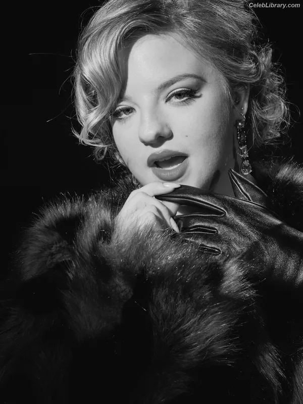 Francesca Scorsese photo 1 of 67