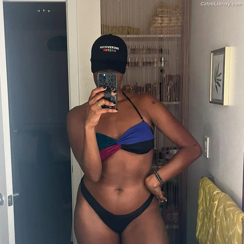 Franchesca Ramsey photo 8 of 18