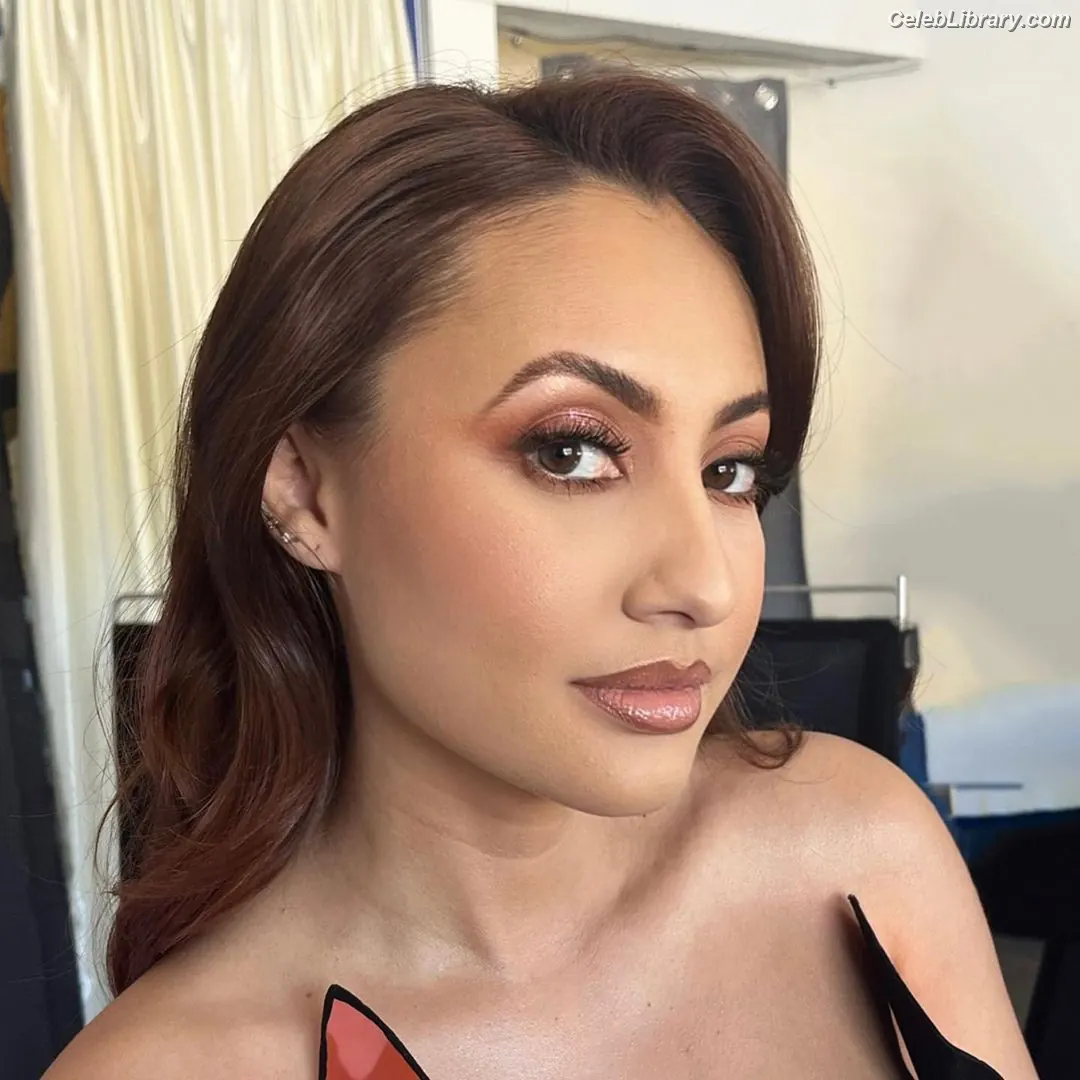 Francia Raisa photo 17 of 630