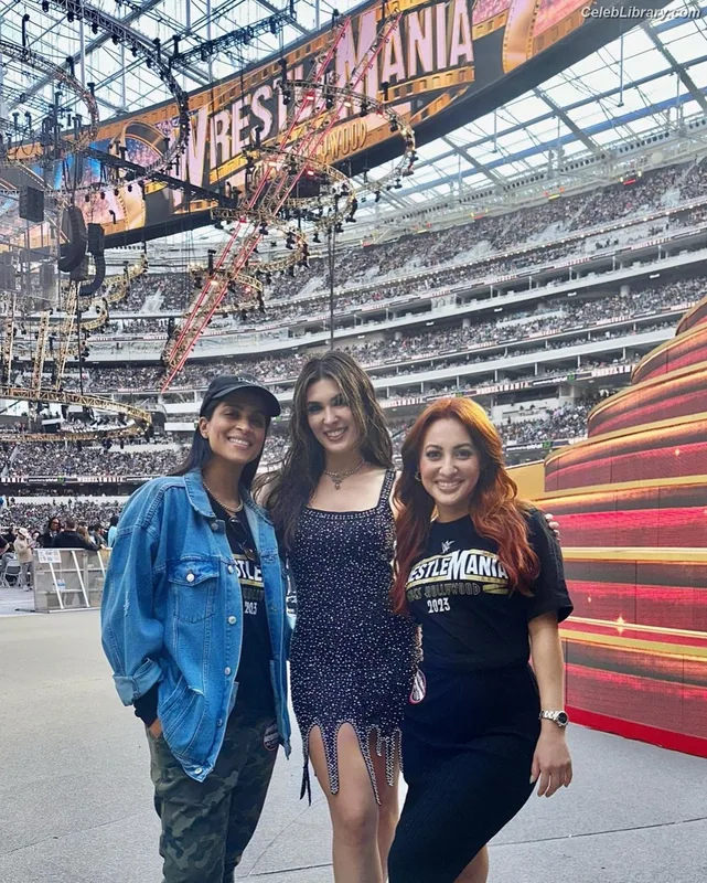 Francia Raisa photo 9 of 632