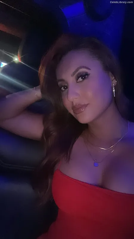 Francia Raisa photo 5 of 632
