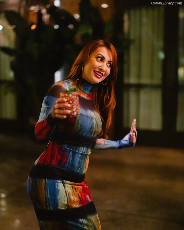 Francia Raisa photo 9 of 632