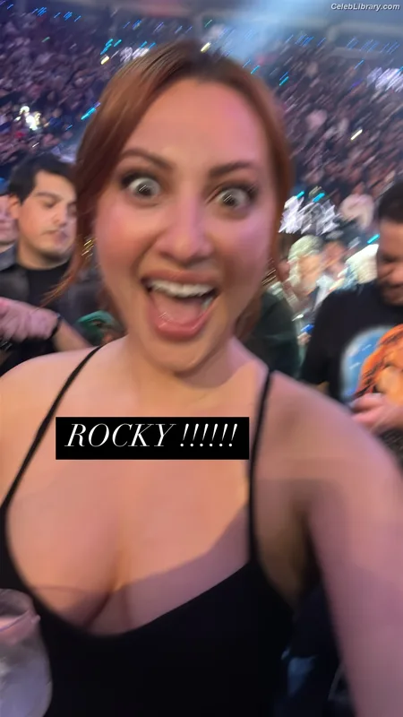 Francia Raisa photo 14 of 632
