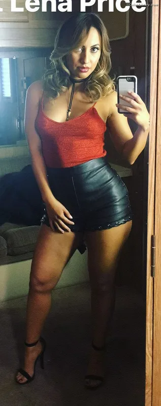 Francia Raisa photo 15 of 632