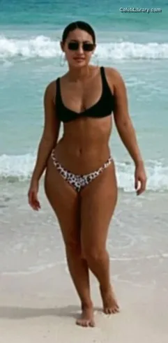 Francia Raisa photo 8 of 632